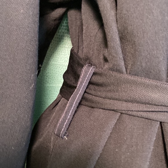 Vintage 80’s deep navy blue Christian Dior trench coat Size medium shoulder pads - Picture 5 of 9